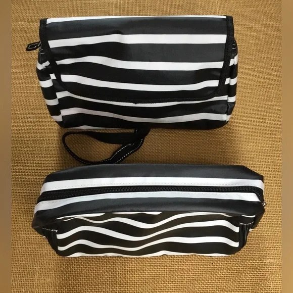 Scout 2-Piece Set 3-way Makeup Pouch And Burrito Hanging Toiletry Bag - B125 - Picture 8 of 10